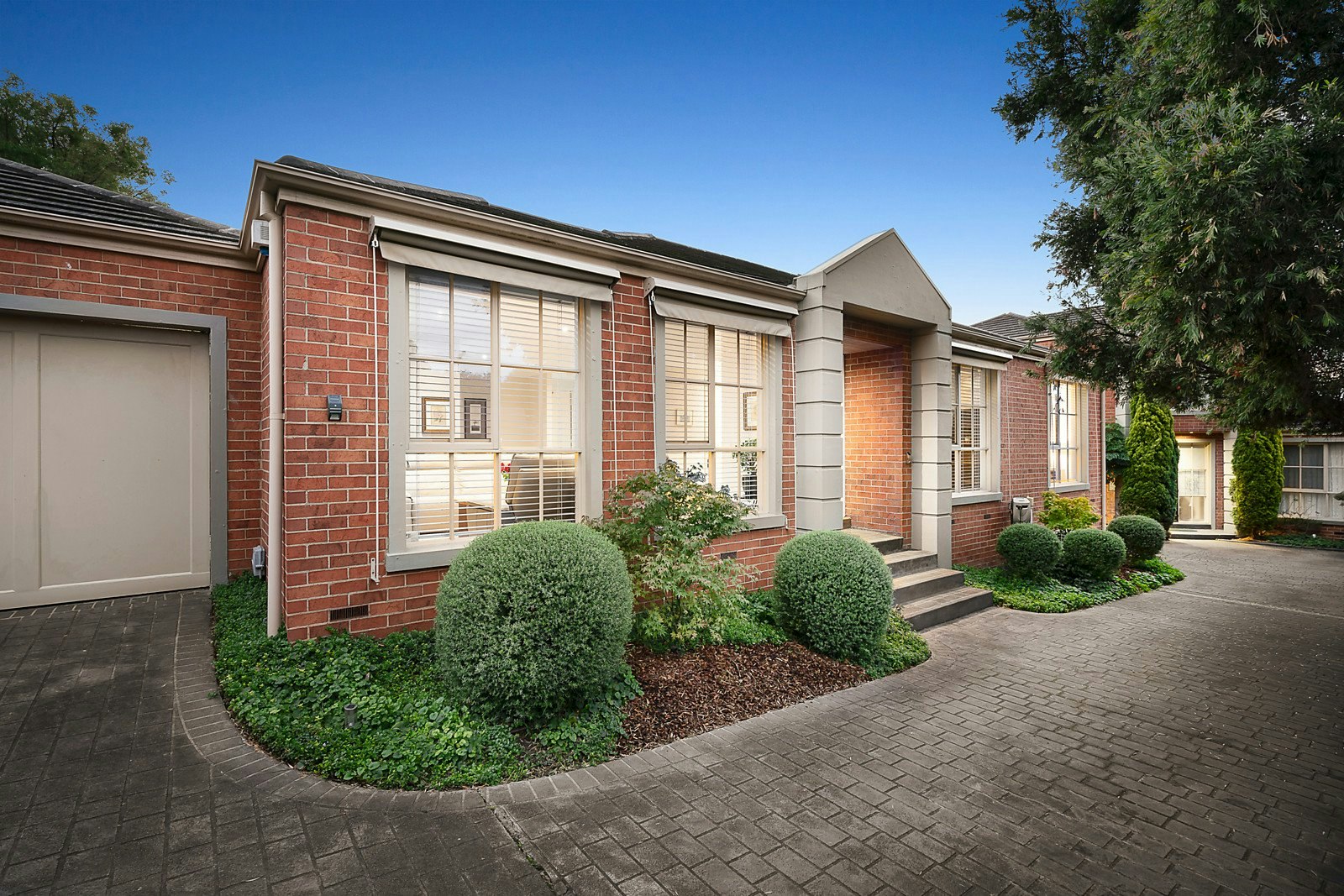 2/37 Donna Buang Street, Camberwell, VIC
