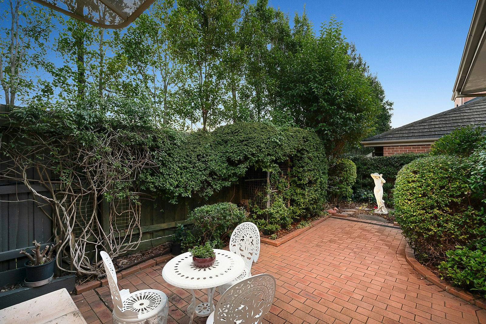 2/37 Donna Buang Street, Camberwell, VIC
