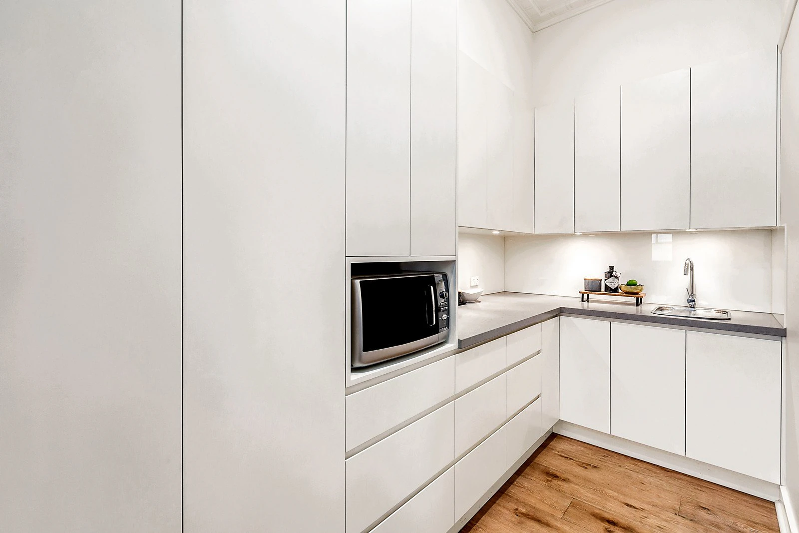 11/1a Acland Street, St Kilda, VIC