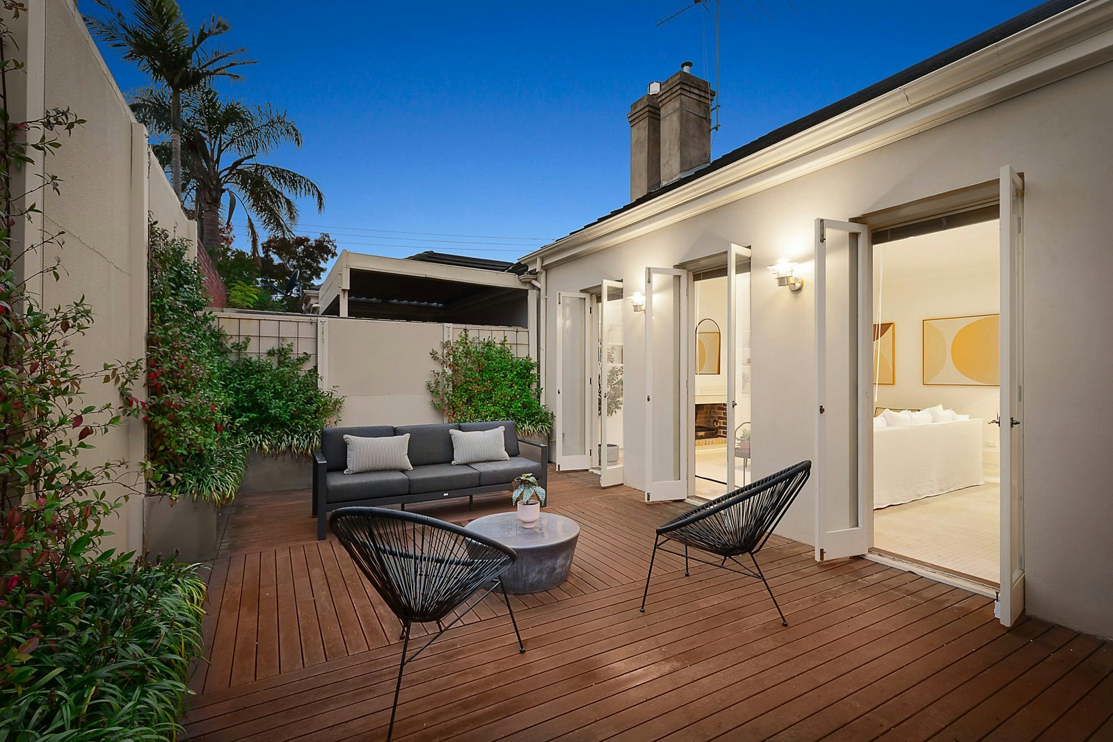 2/25 Sutherland Road, Armadale, VIC