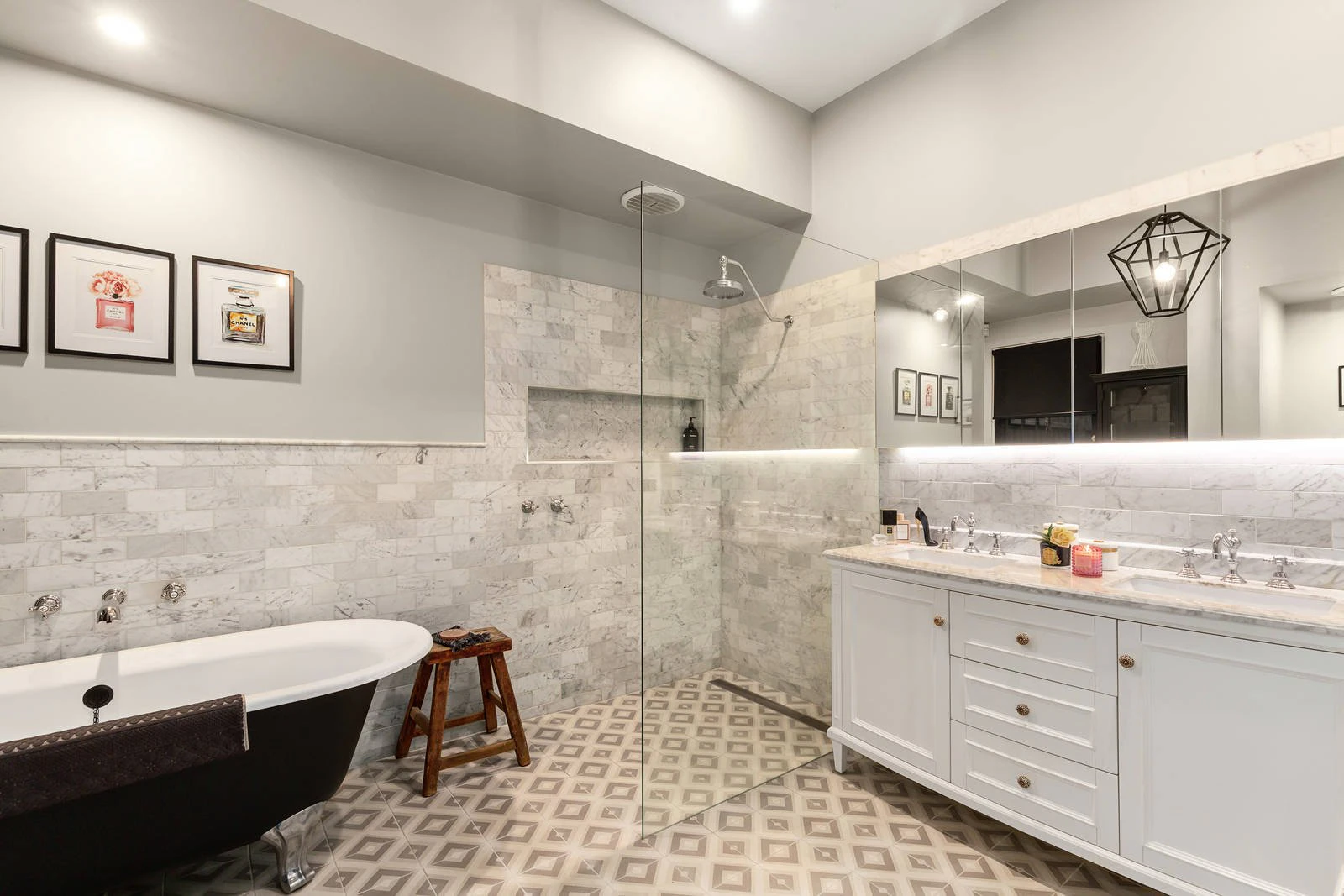 64 The Boulevard, Balwyn North, VIC