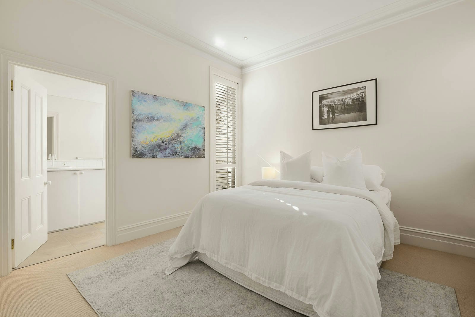 33 Barkly Avenue, Armadale, VIC