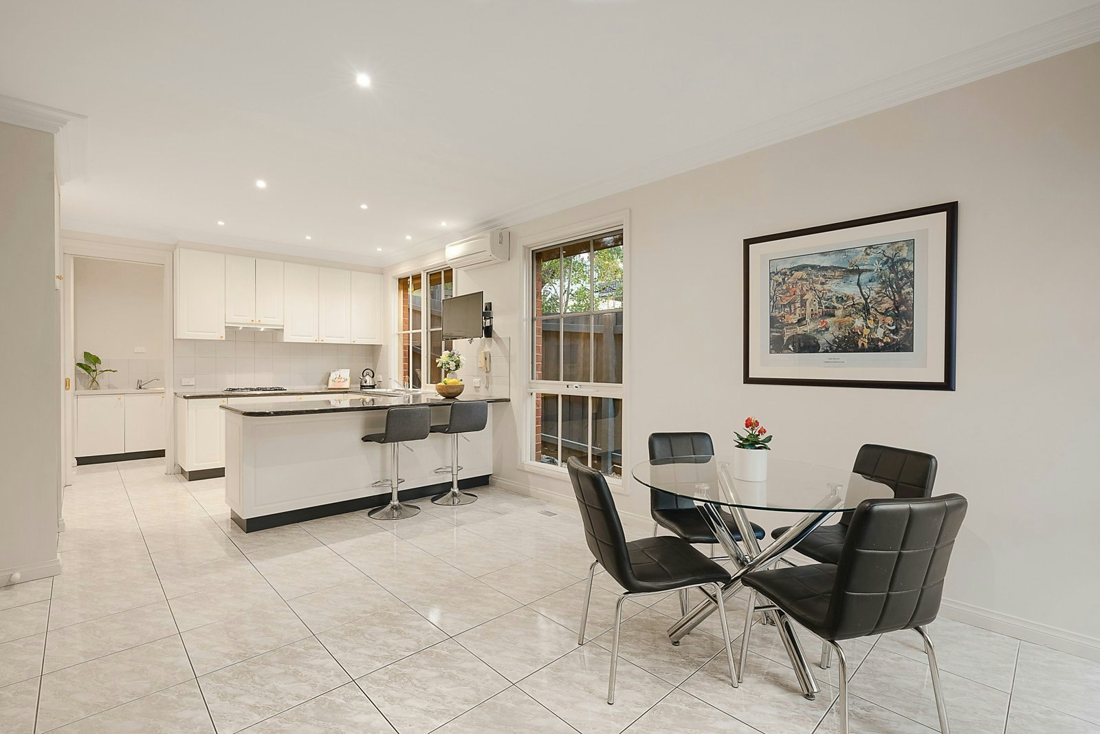 2/37 Donna Buang Street, Camberwell, VIC