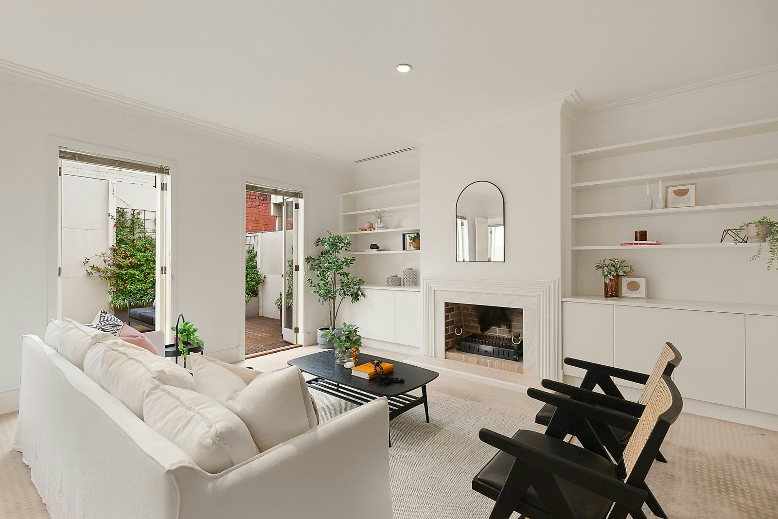 2/25 Sutherland Road, Armadale, VIC