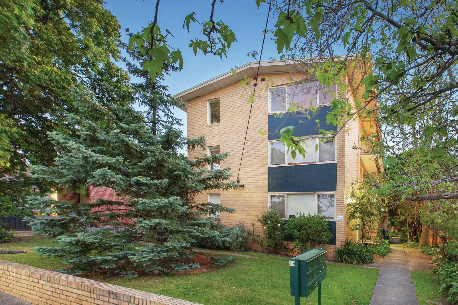 4/14 Nash Street, Glen Iris, VIC