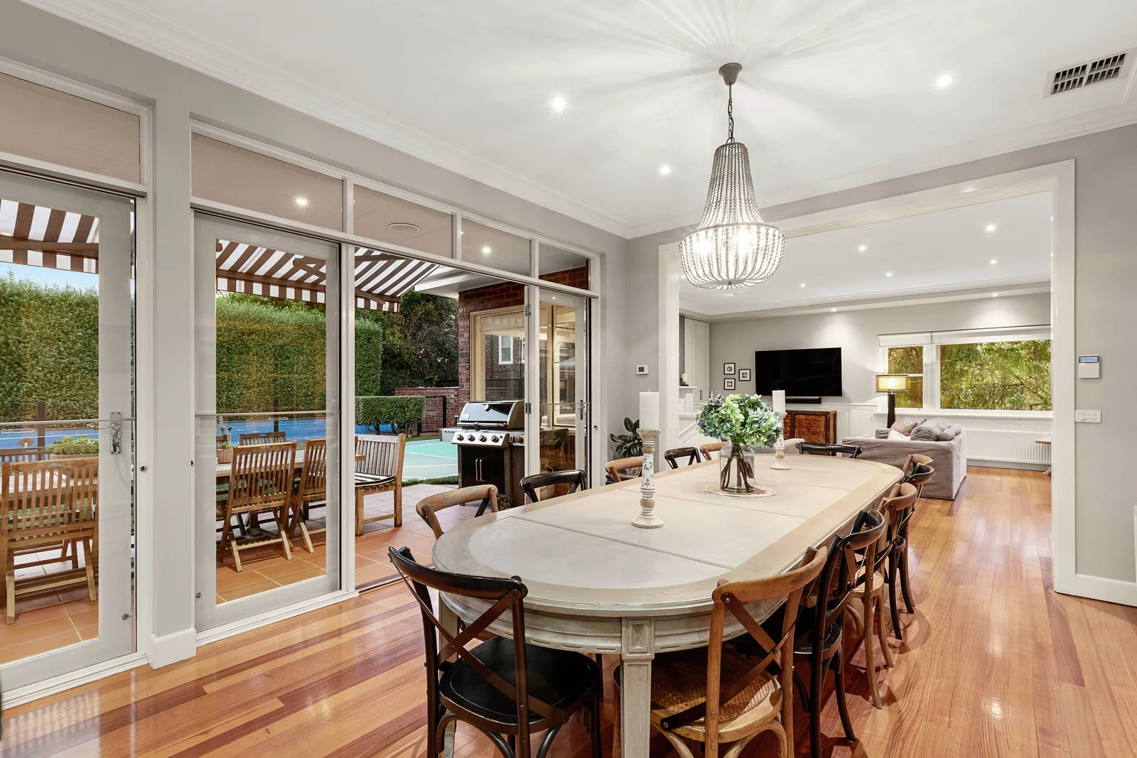 64 The Boulevard, Balwyn North, VIC