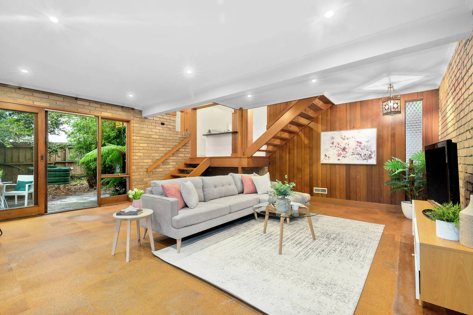 28 Solway Street, Ashburton, VIC