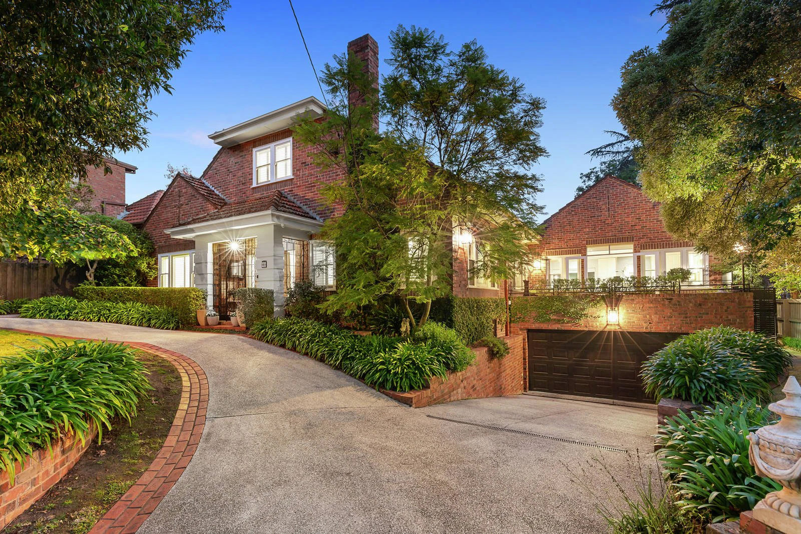64 The Boulevard, Balwyn North, VIC