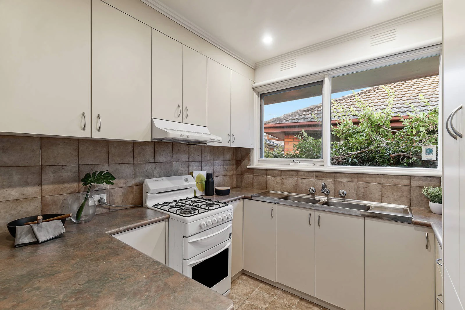 2/17-19 Pyne Street, Caulfield, VIC