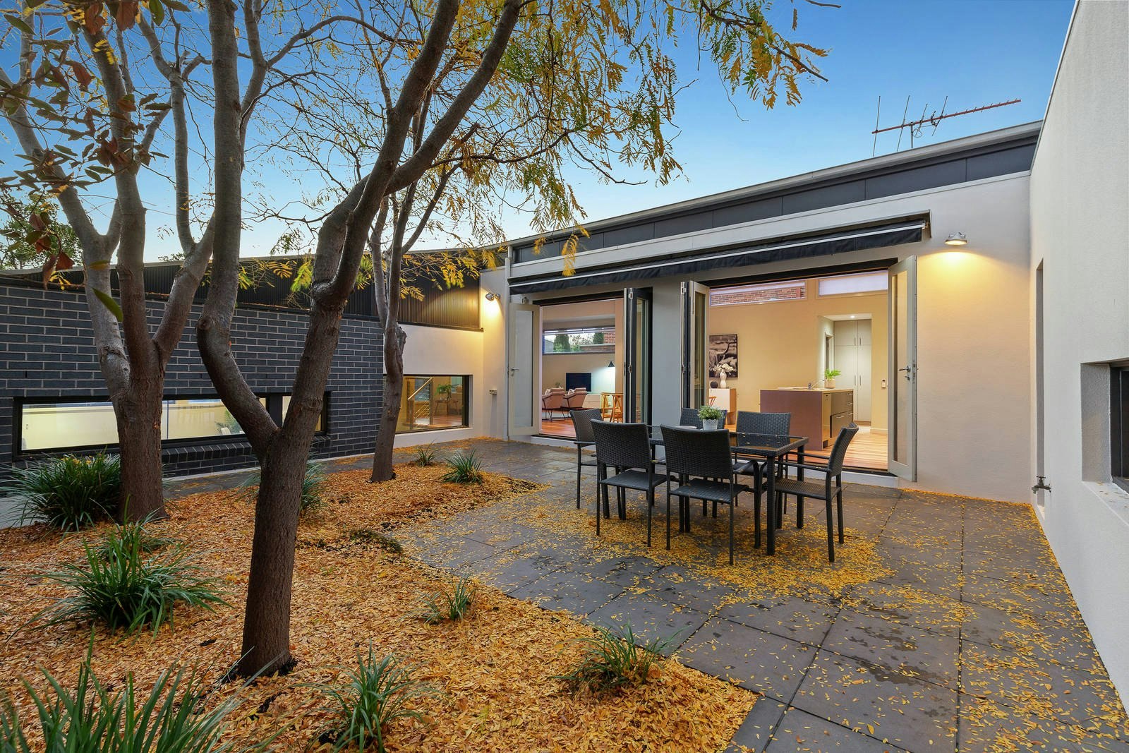 21 Sunhill Road, Glen Iris, VIC