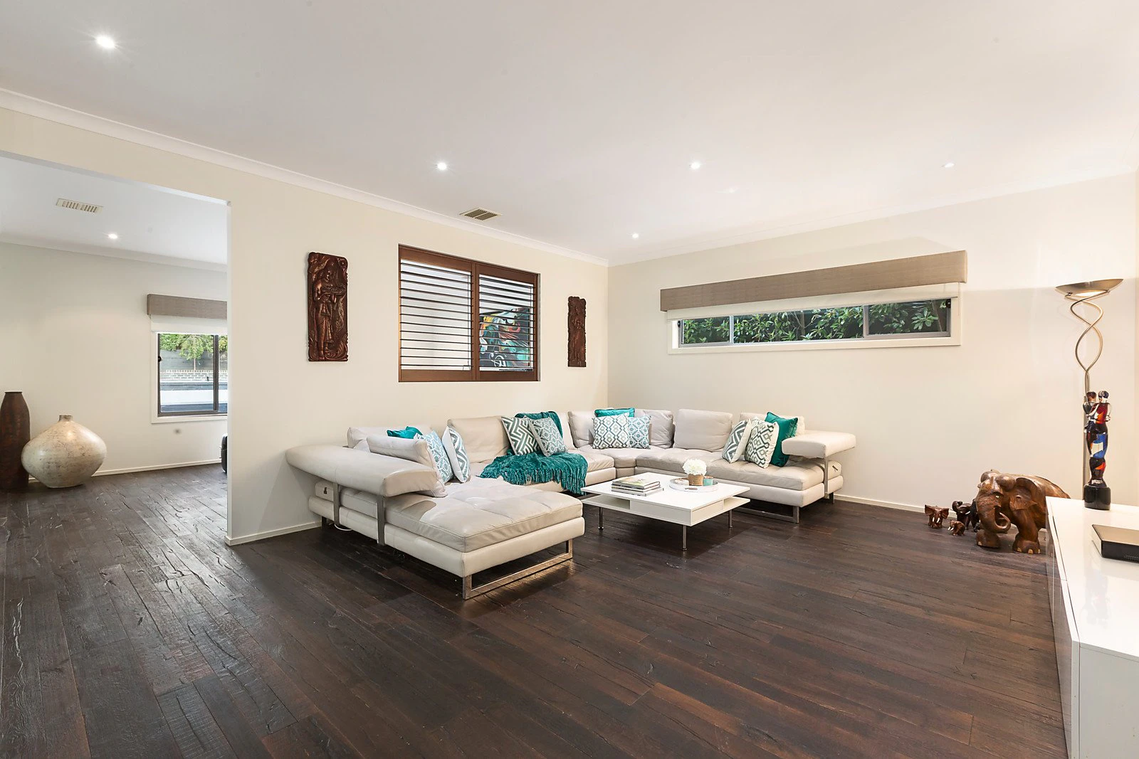 8 Sutton Parade, Mont Albert North, VIC