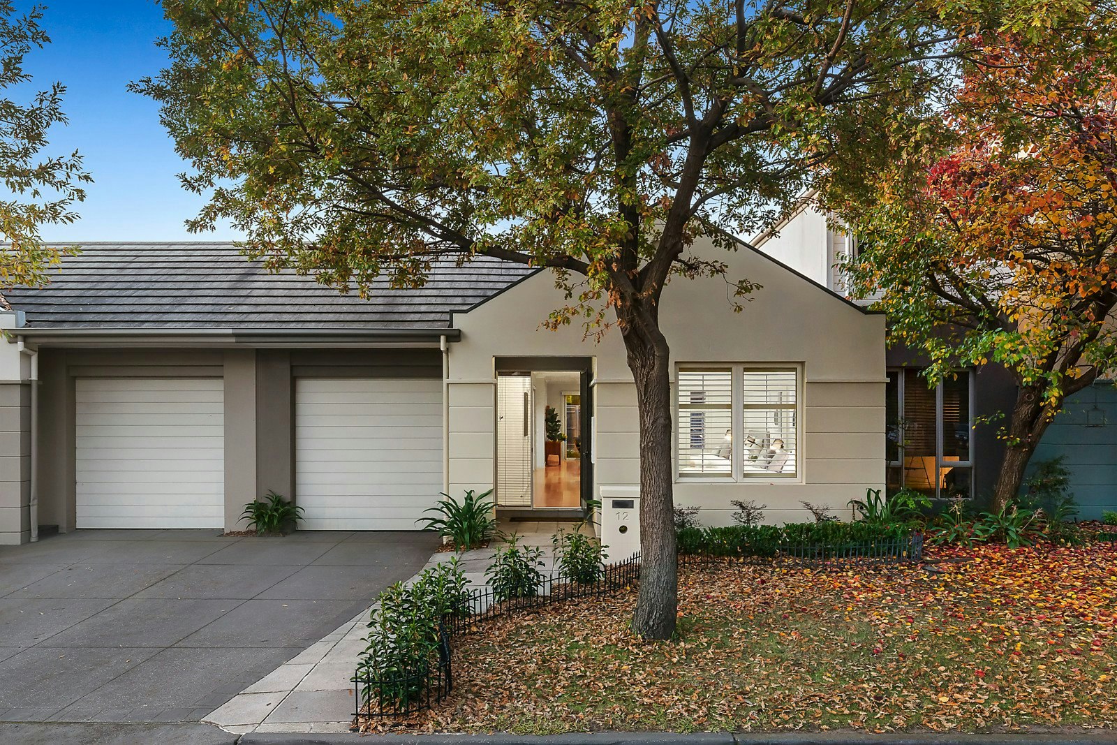 12 The Crescent, Port Melbourne, VIC