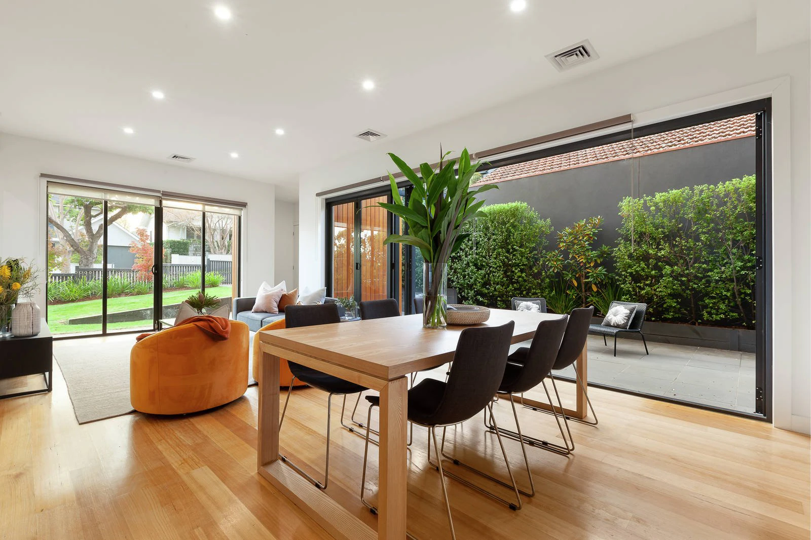 1/204 Wattle Valley Road, Camberwell, VIC