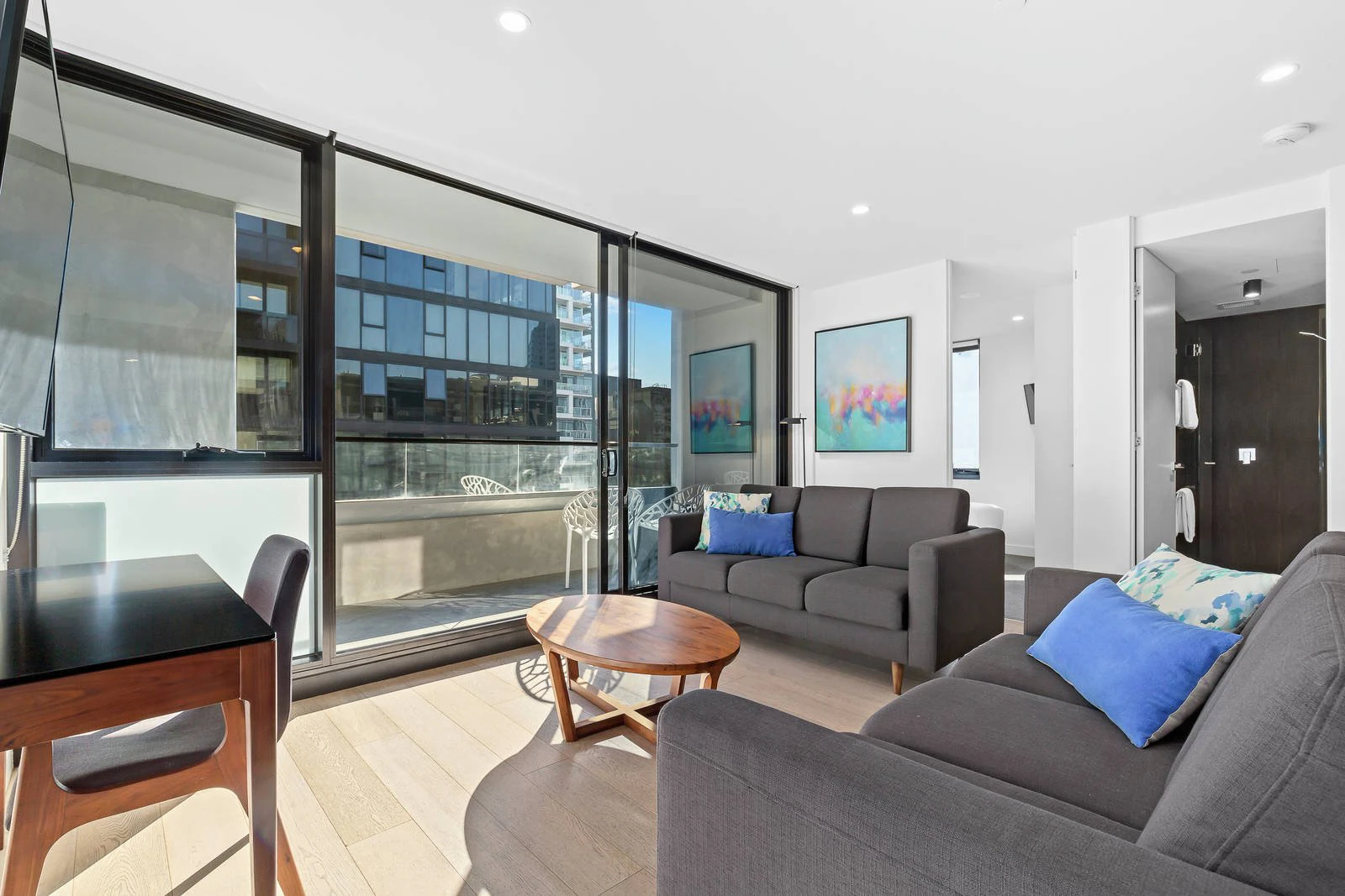 1402/10 Claremont Street, South Yarra, VIC
