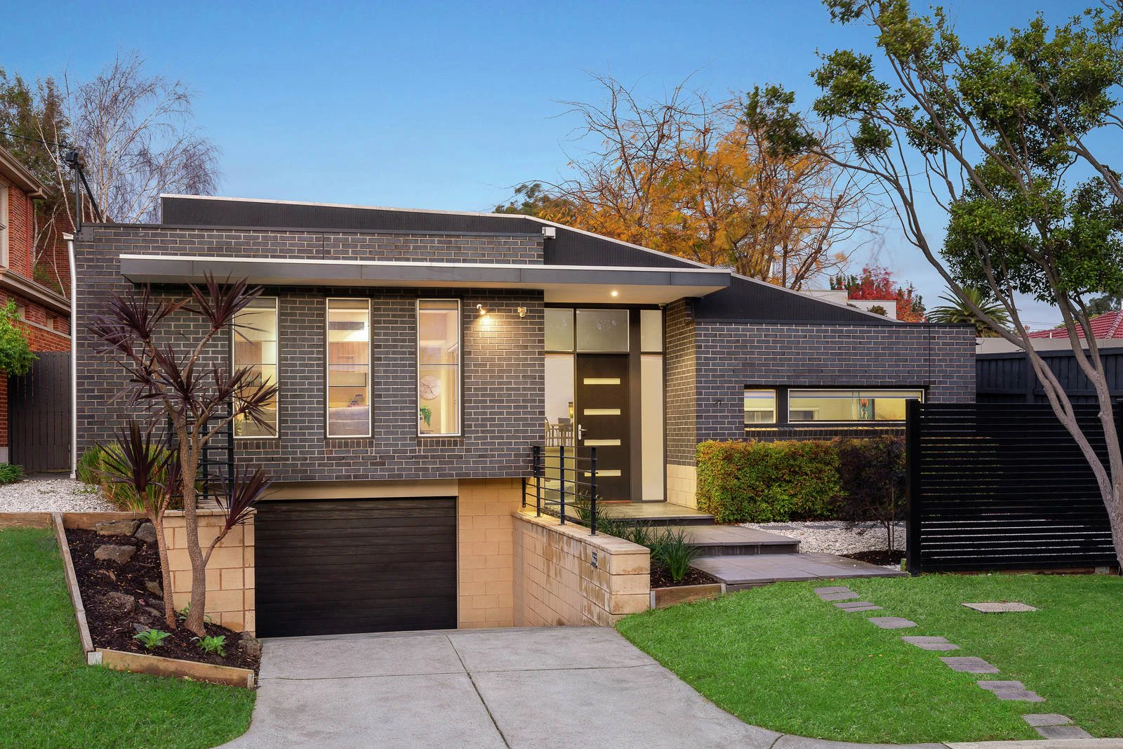 21 Sunhill Road, Glen Iris, VIC