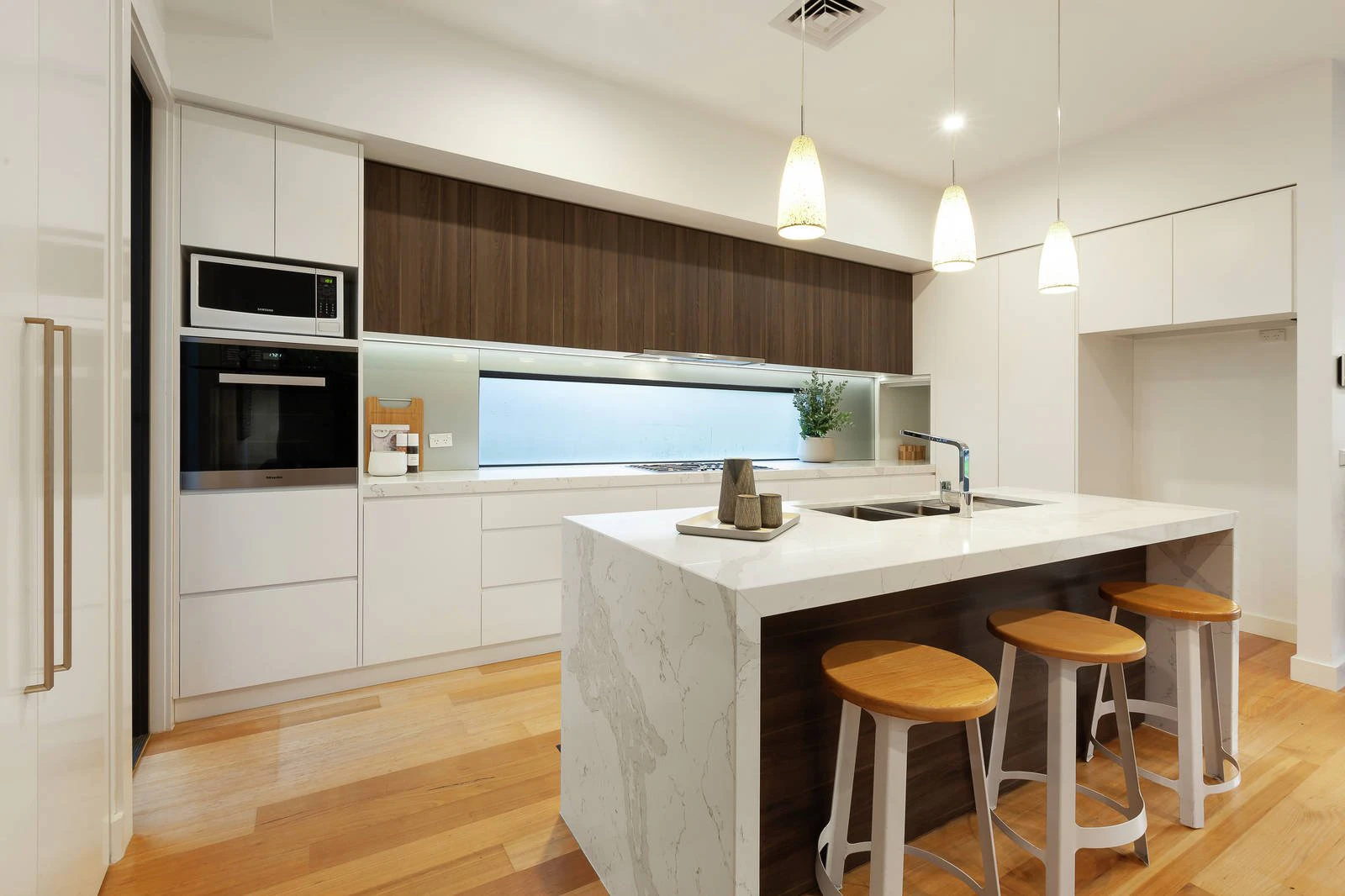 1/204 Wattle Valley Road, Camberwell, VIC