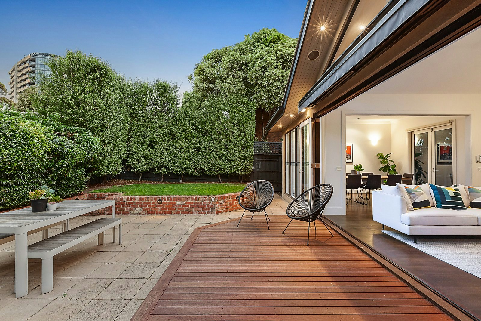 2 Victoria Road South, Malvern, VIC