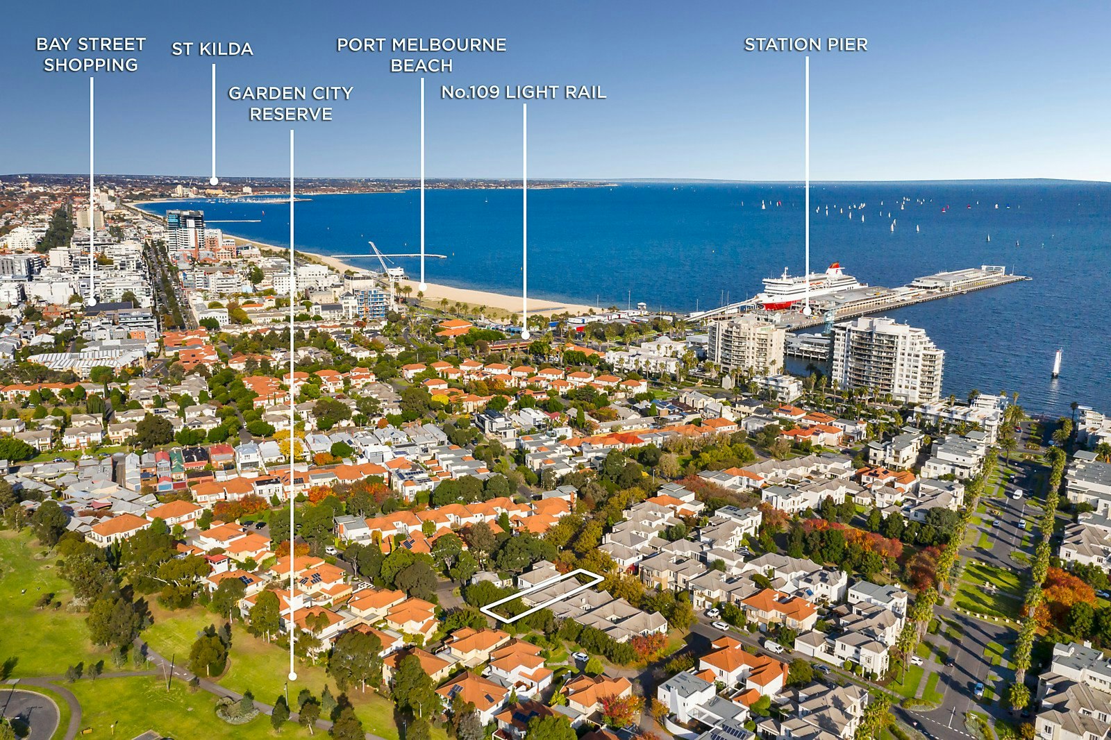 12 The Crescent, Port Melbourne, VIC