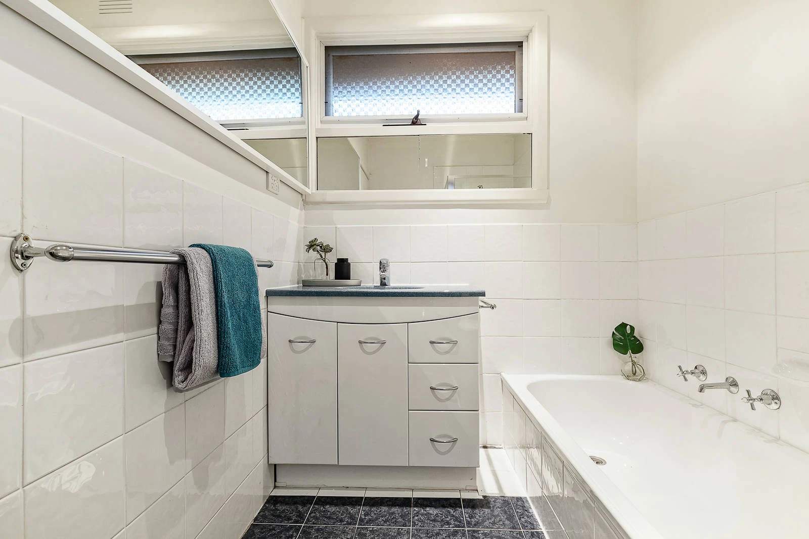 2/17-19 Pyne Street, Caulfield, VIC