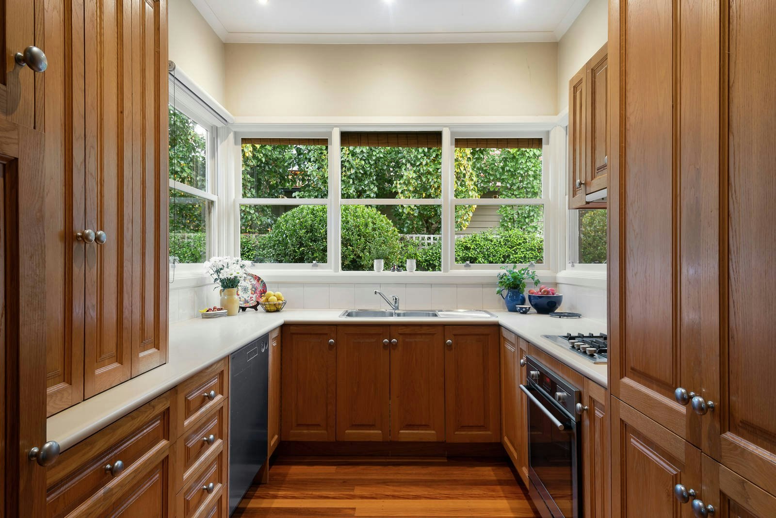 7 Queen Street, Surrey Hills, VIC