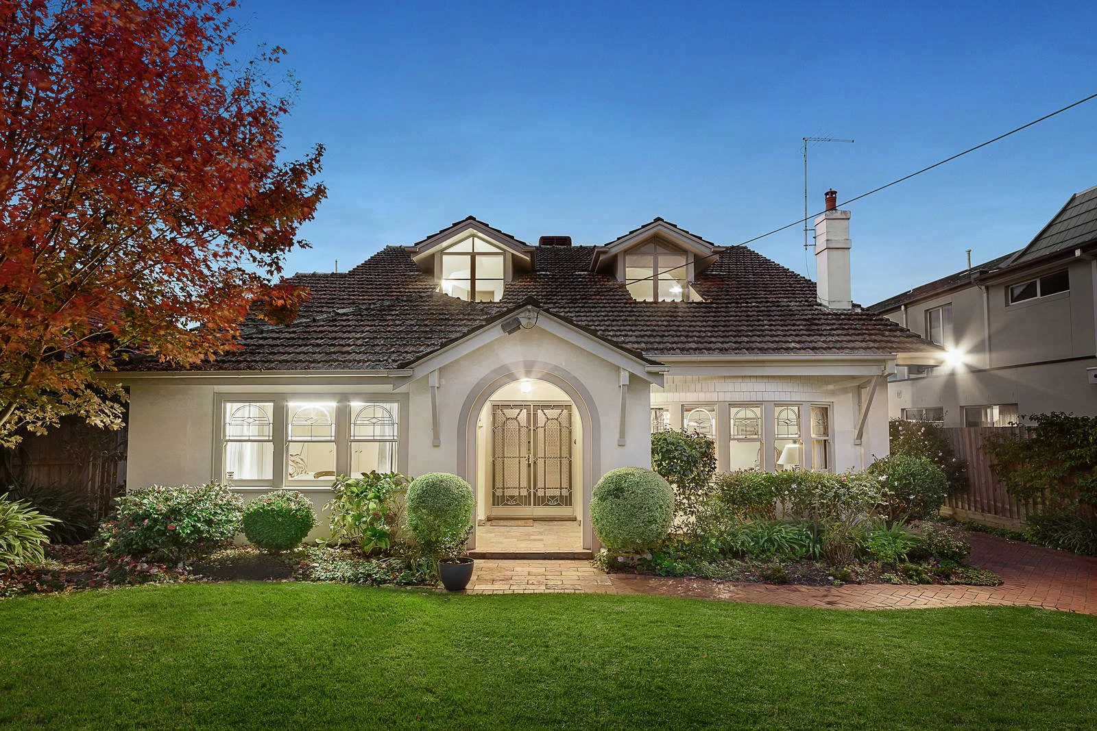 21 Weybridge Street, Surrey Hills, VIC