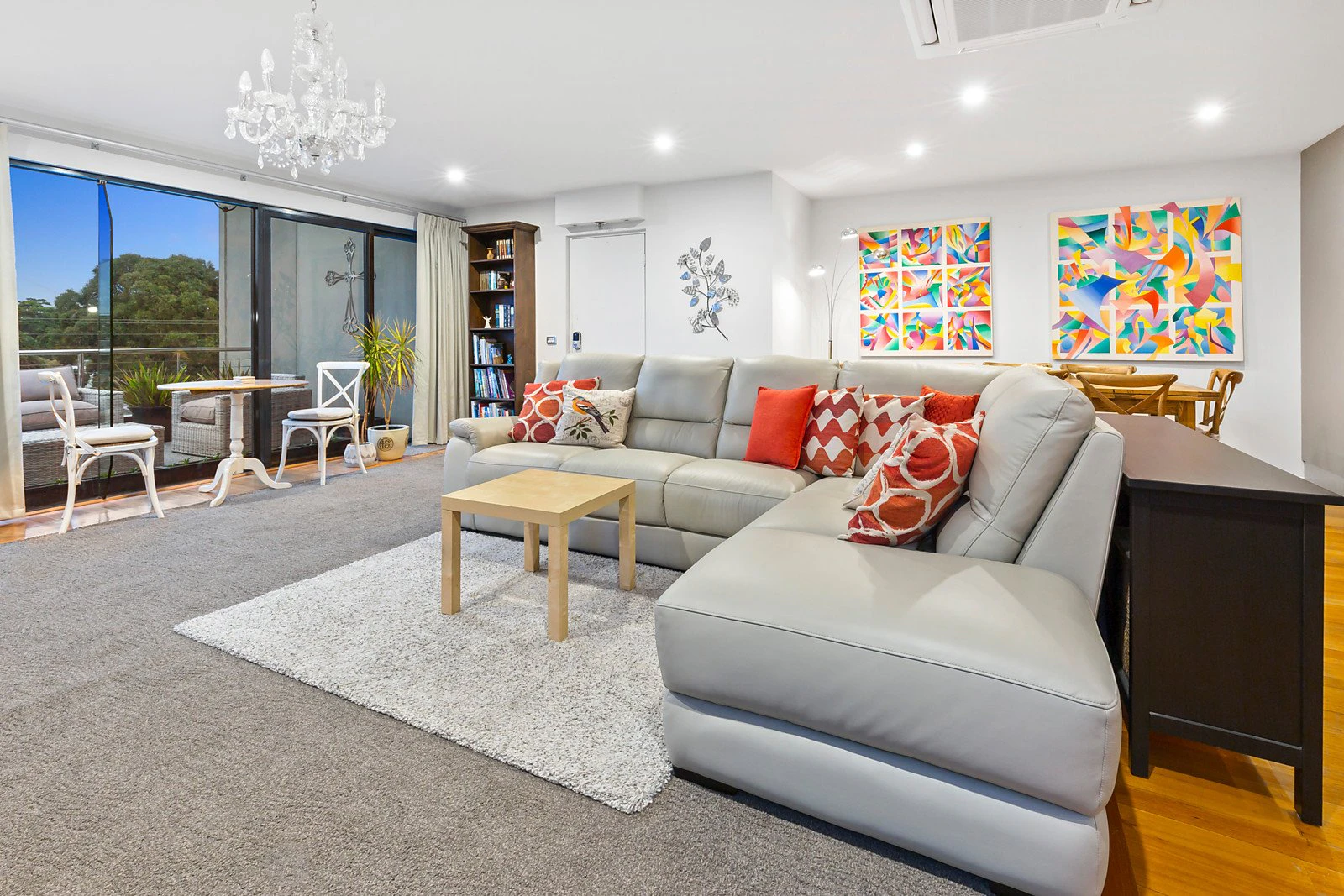 1/10 Blamey Place, Mornington, VIC