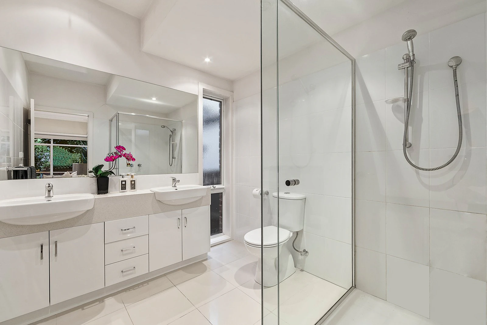 13 Oak Street, Surrey Hills, VIC