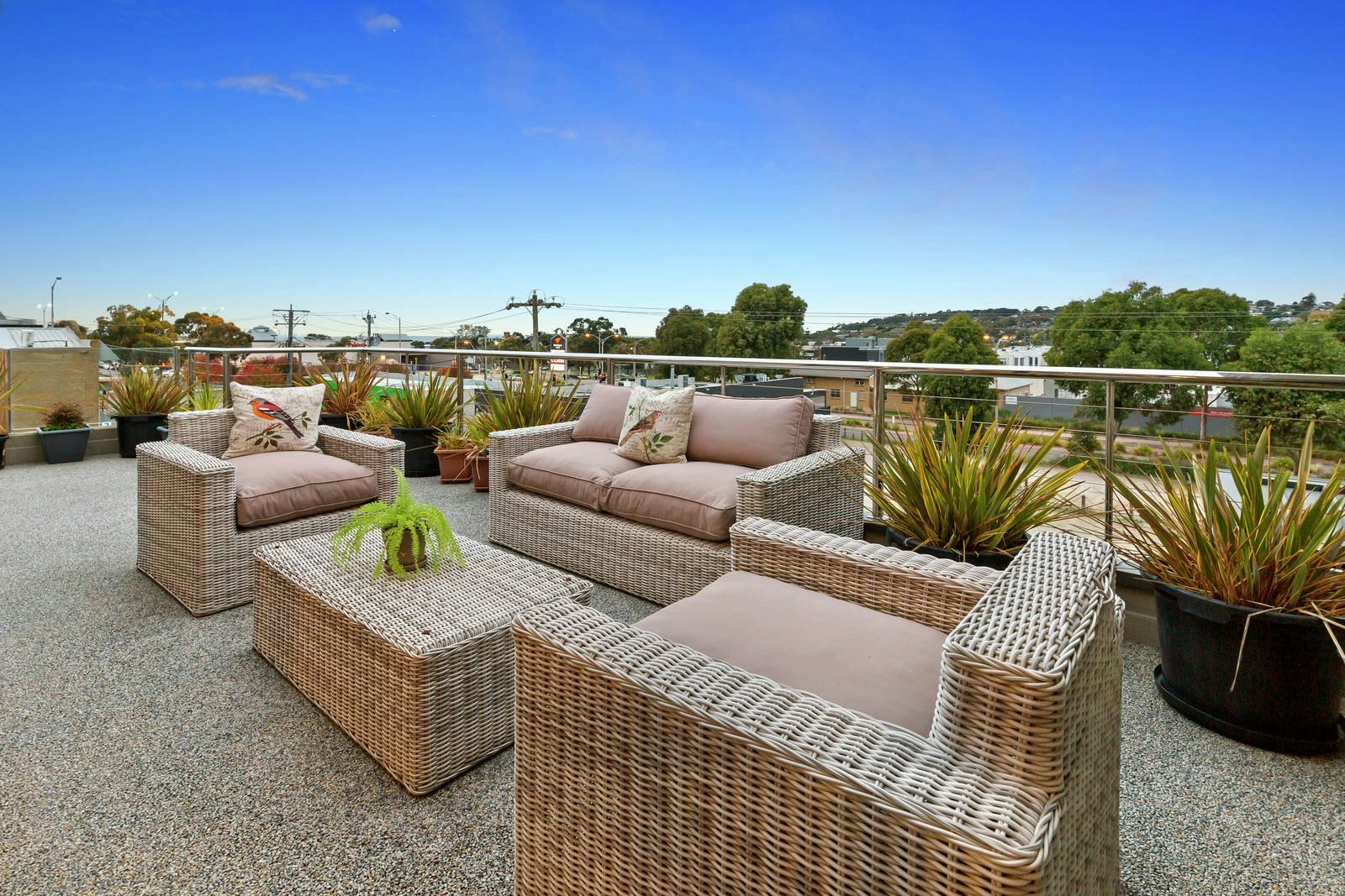 1/10 Blamey Place, Mornington, VIC