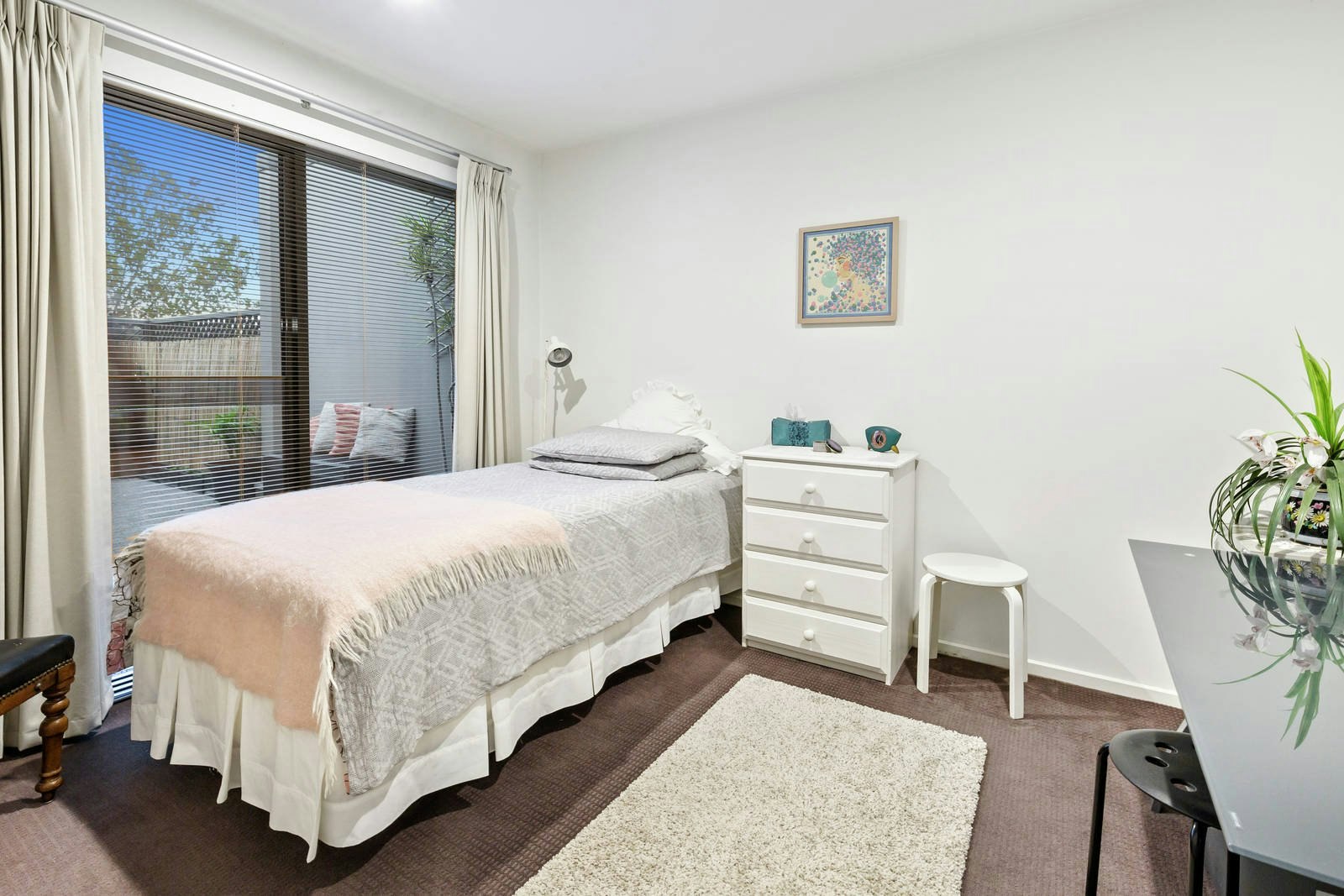 1/10 Blamey Place, Mornington, VIC