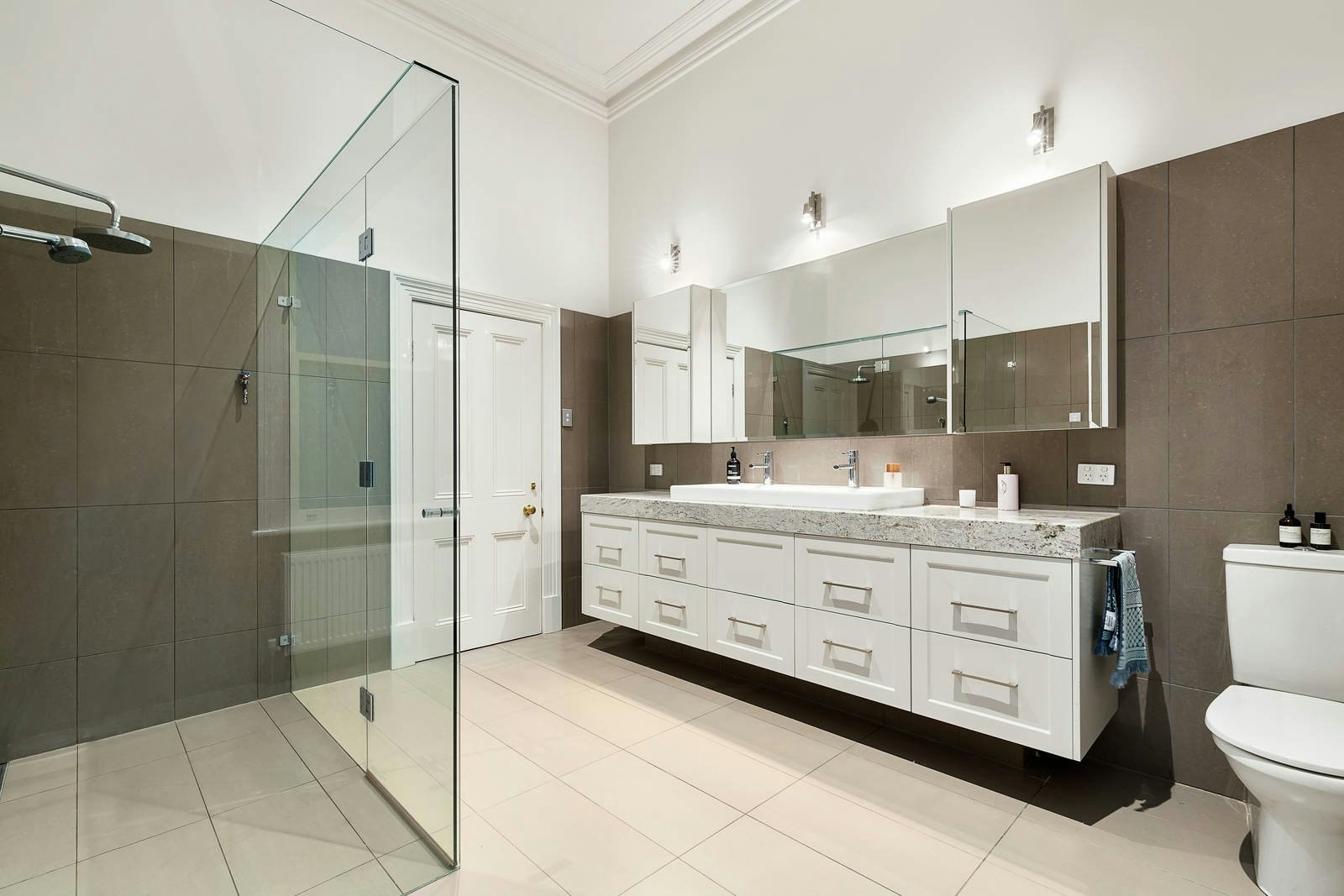 128 Victoria Road, Hawthorn East, VIC