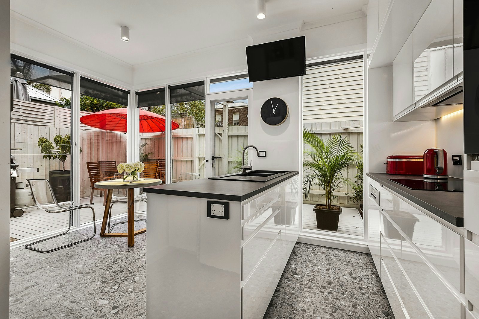 5 Young Street, Albert Park, VIC