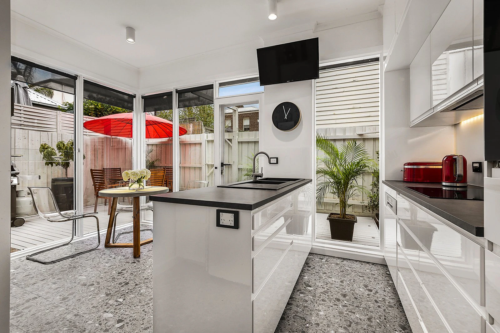 5 Young Street, Albert Park, VIC