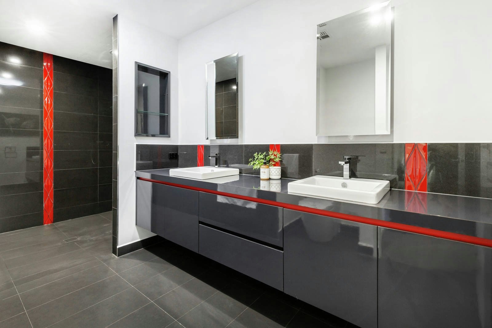 2/35 Overport Road, Frankston South, VIC