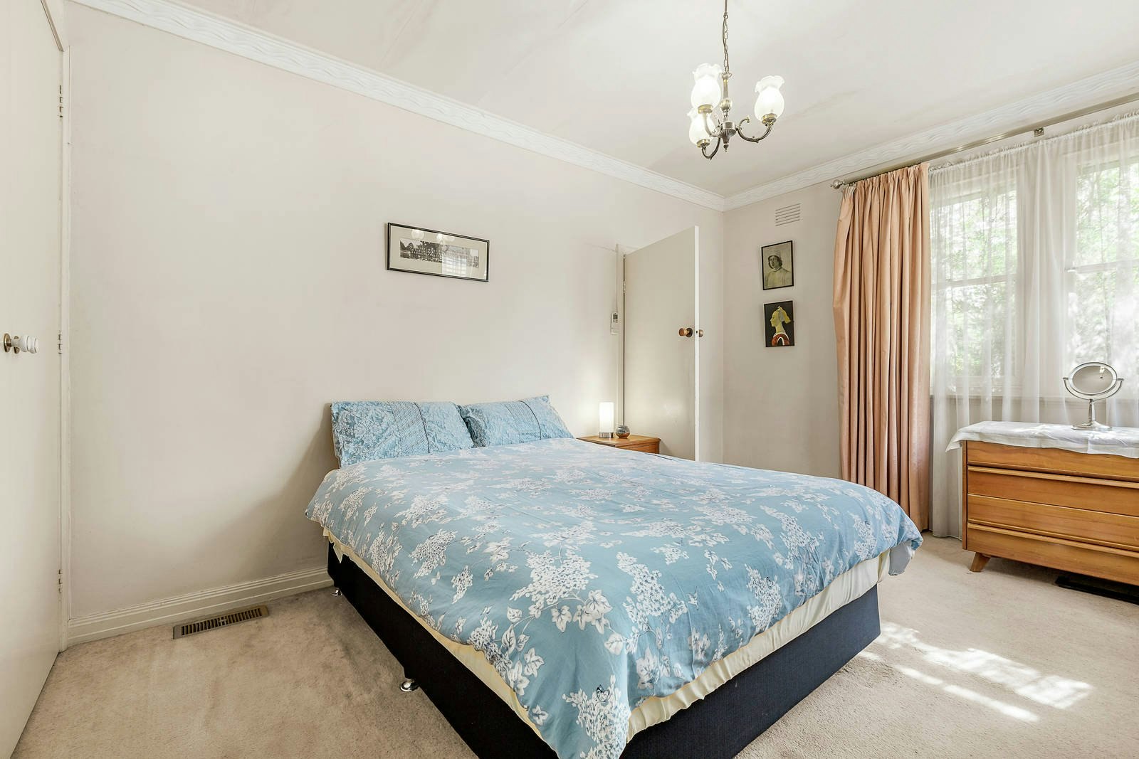 18 Abbotsford Avenue, Malvern East, VIC