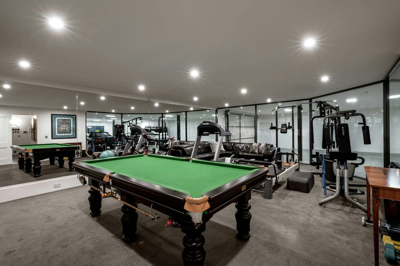 8 Yarradale Road, Toorak, VIC