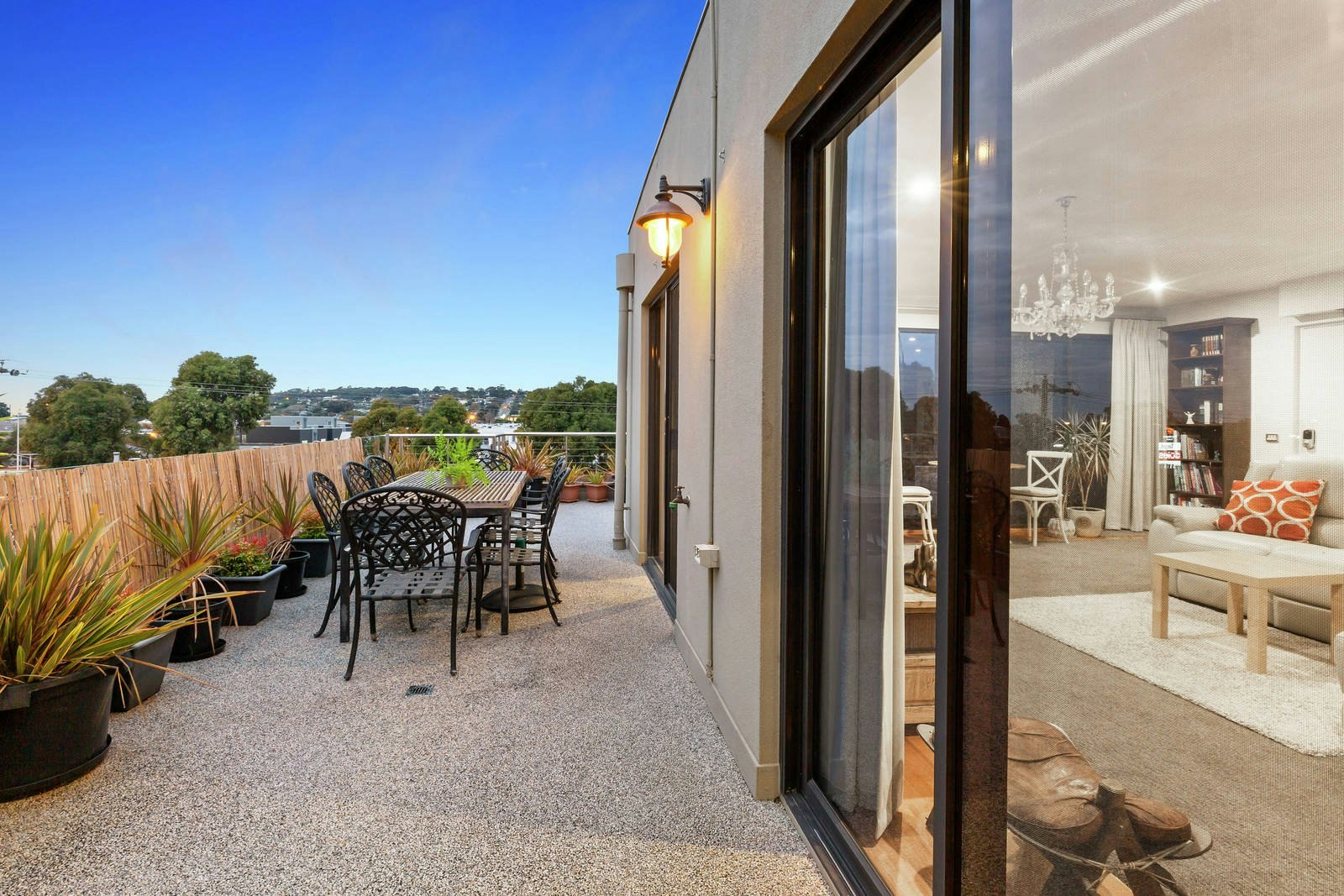 1/10 Blamey Place, Mornington, VIC