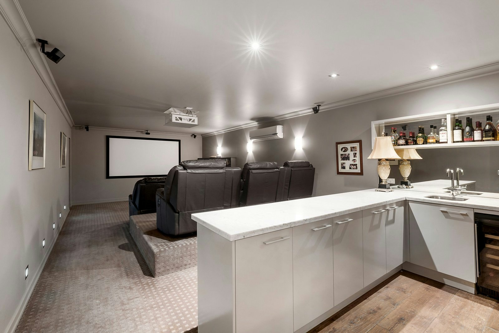 8 Yarradale Road, Toorak, VIC