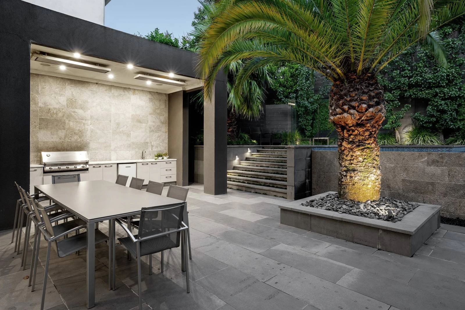 8 Yarradale Road, Toorak, VIC