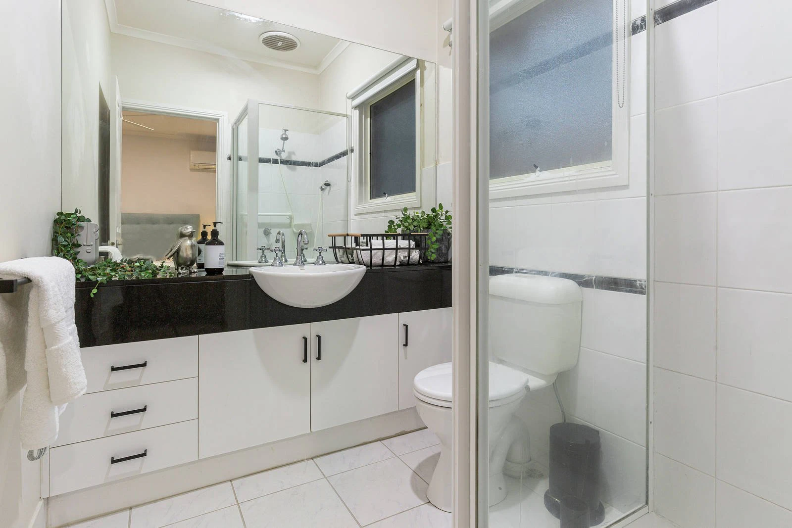 5/7 Lucerne Avenue, Mornington, VIC