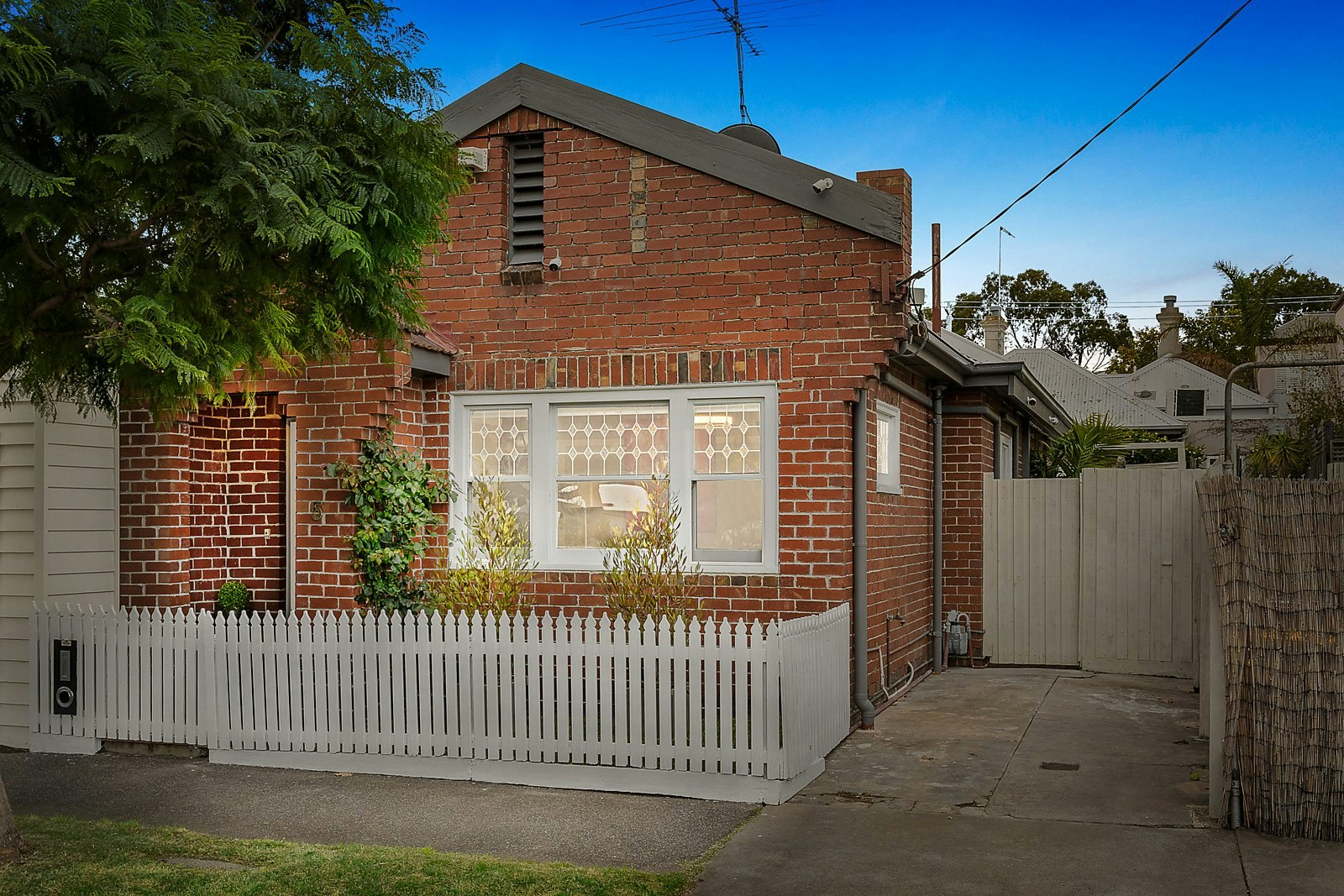 5 Young Street, Albert Park, VIC