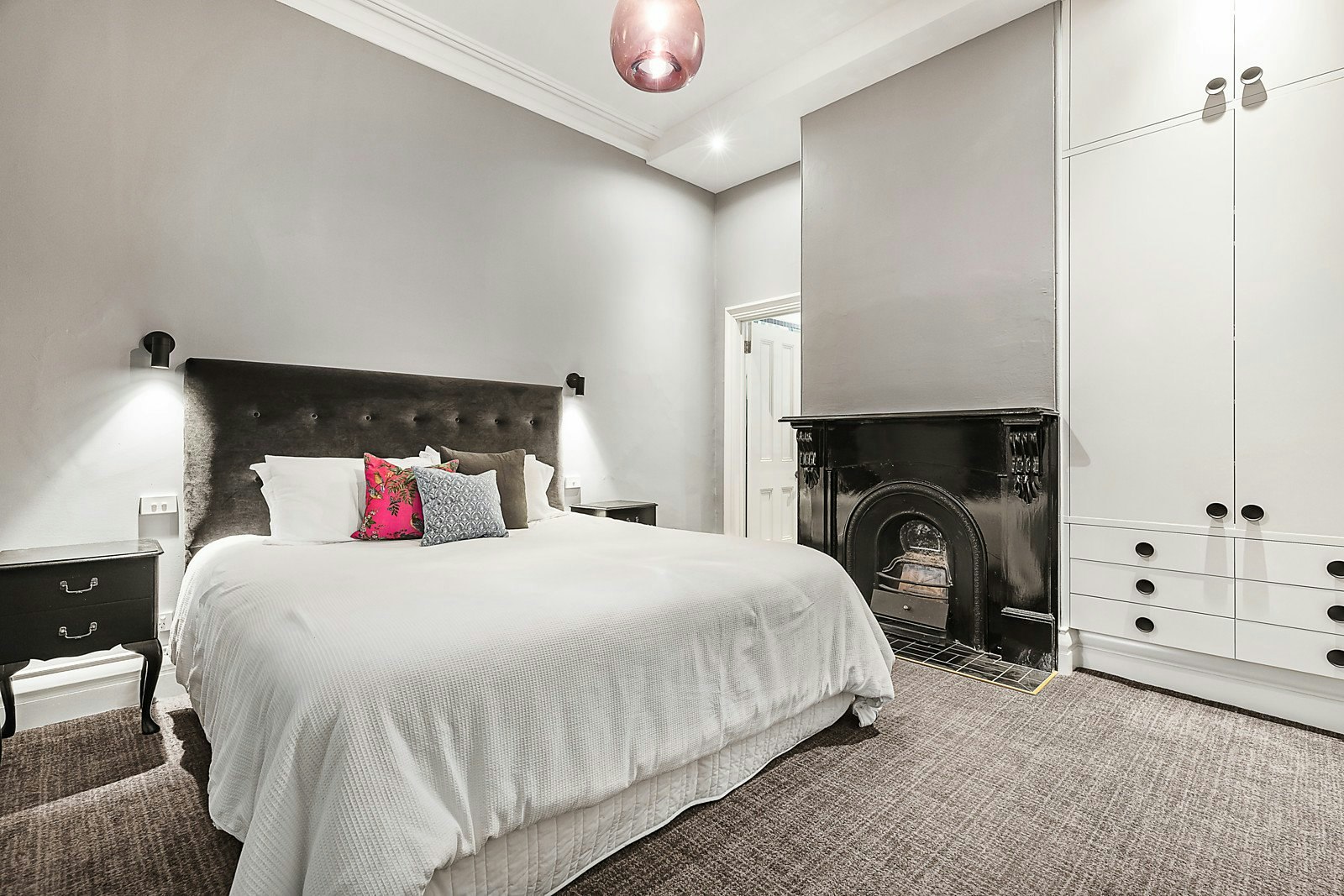 2 Cowper Street, Brighton, VIC