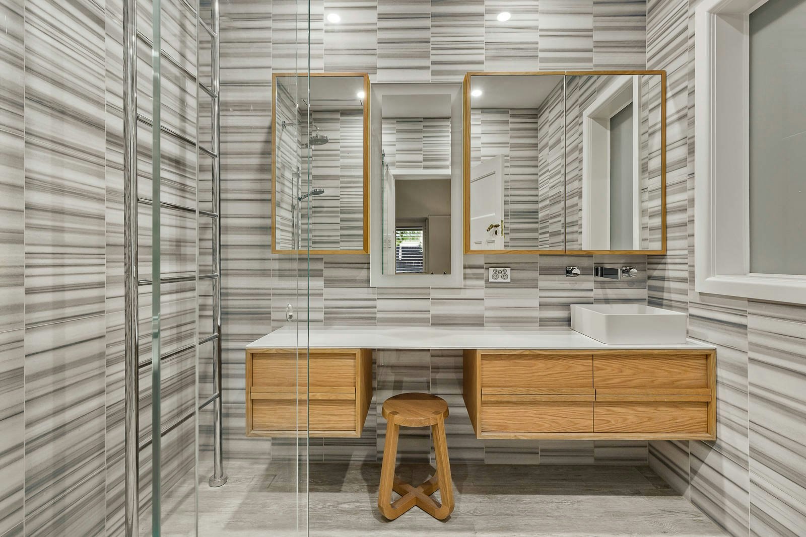 10 Cairnes Crescent, Brighton, VIC