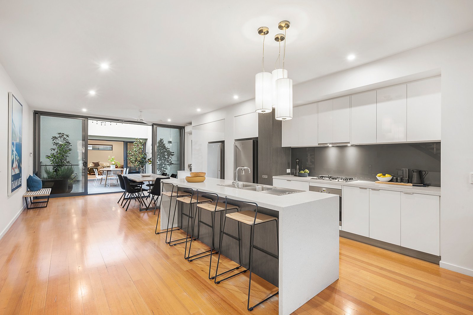 101 Stokes Street, Port Melbourne - Thumbnail 3