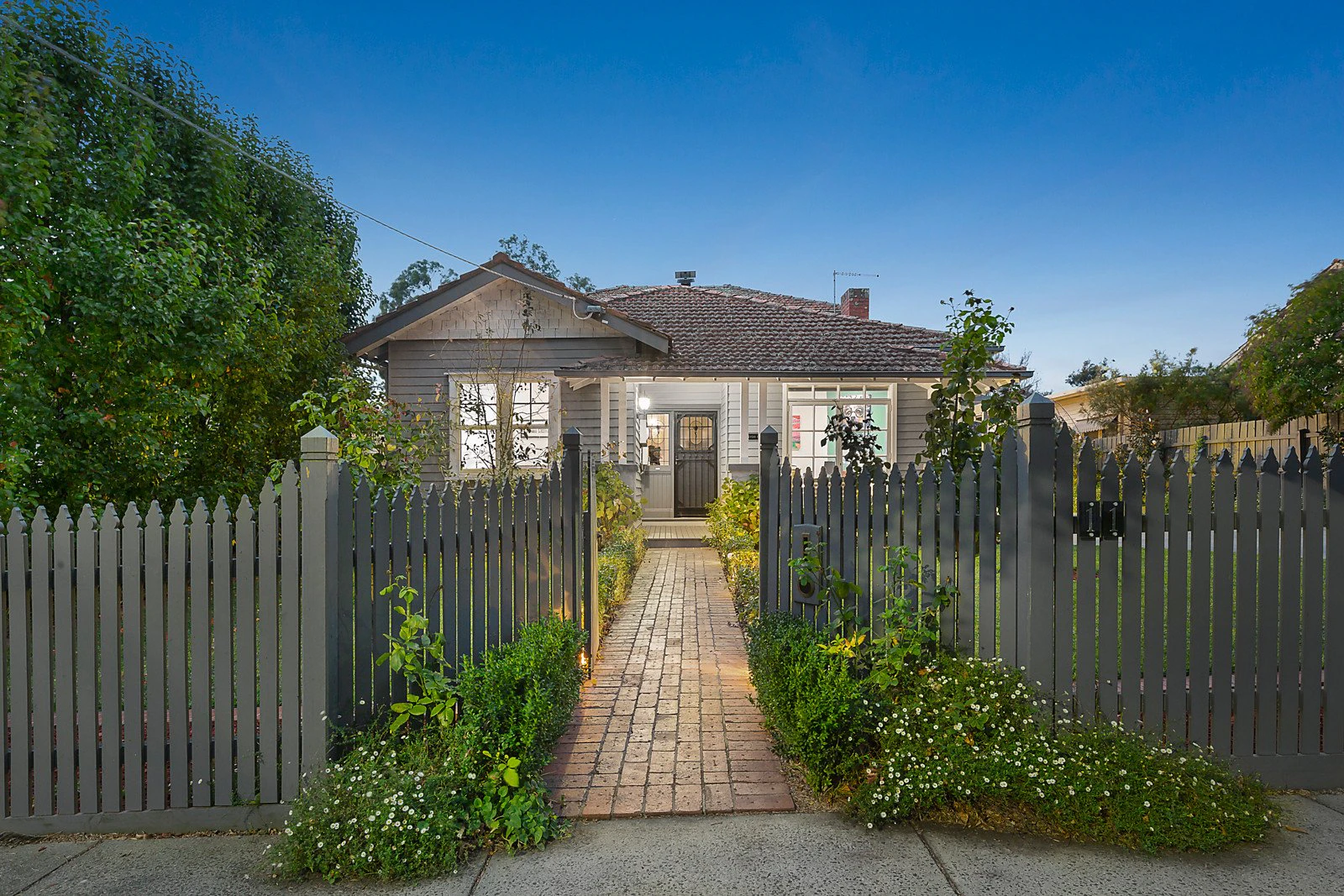 11 Oxford Street, Camberwell, VIC