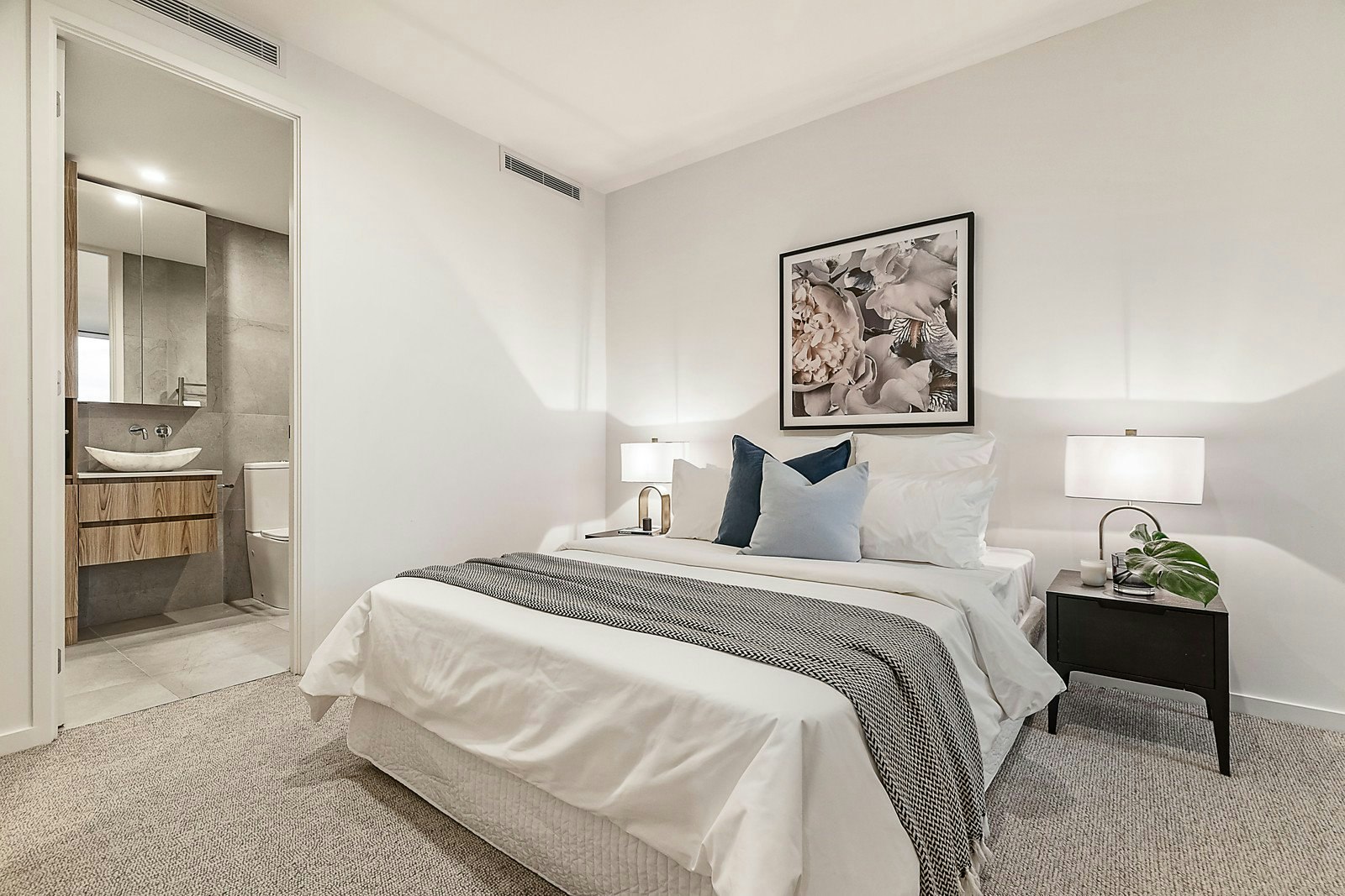 302/402 Riversdale Road, Hawthorn East, VIC