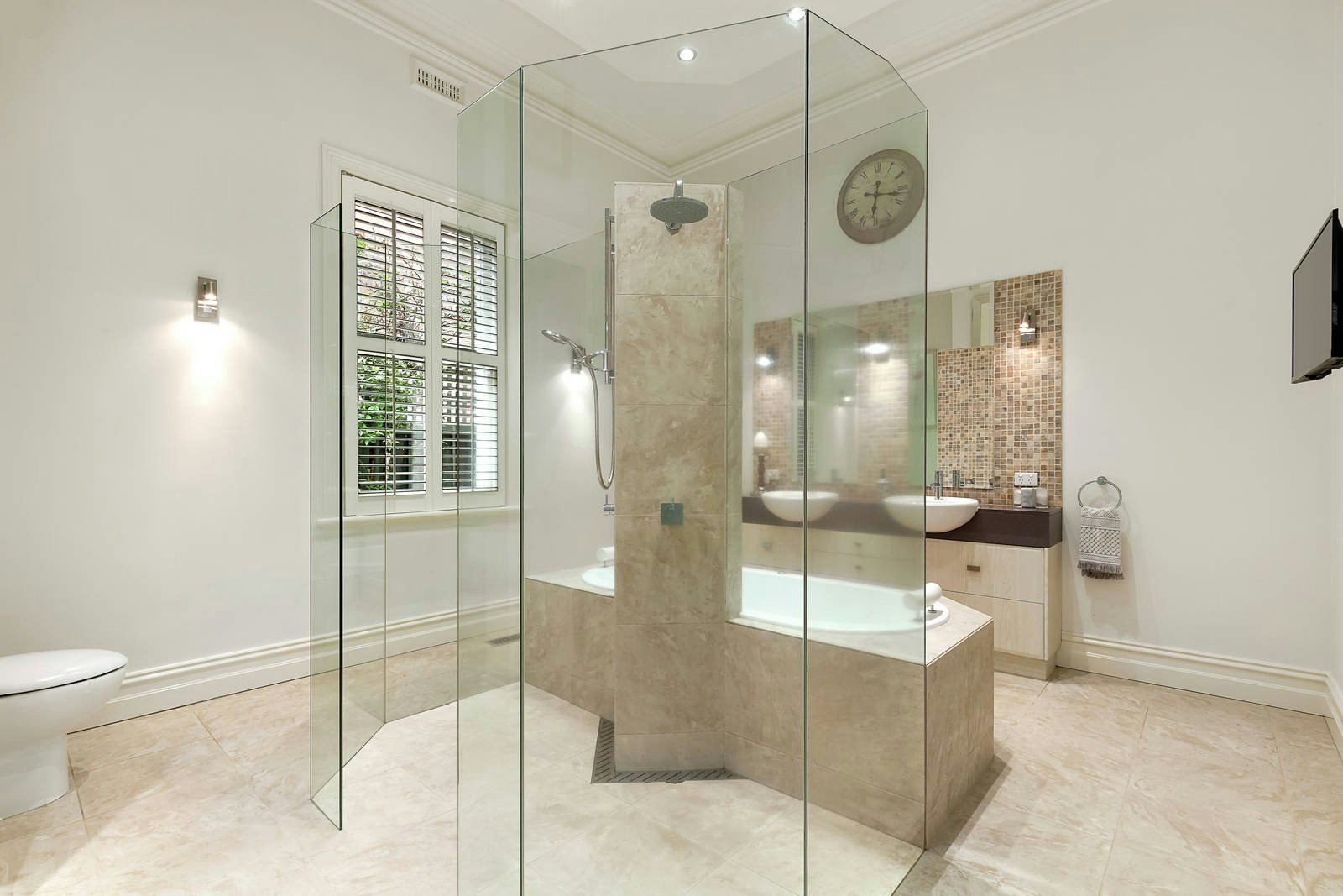 128 Victoria Road, Hawthorn East, VIC