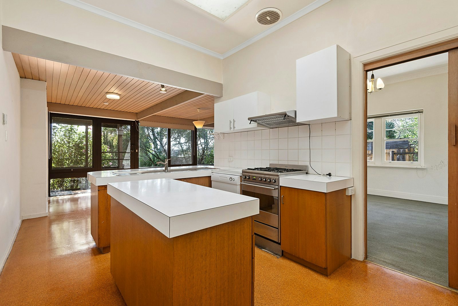 31 Winmalee Road, Balwyn, VIC