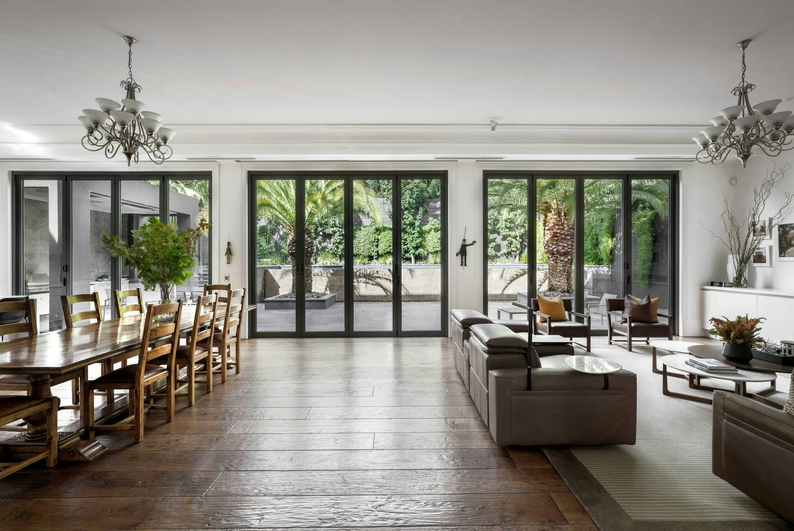 8 Yarradale Road, Toorak, VIC