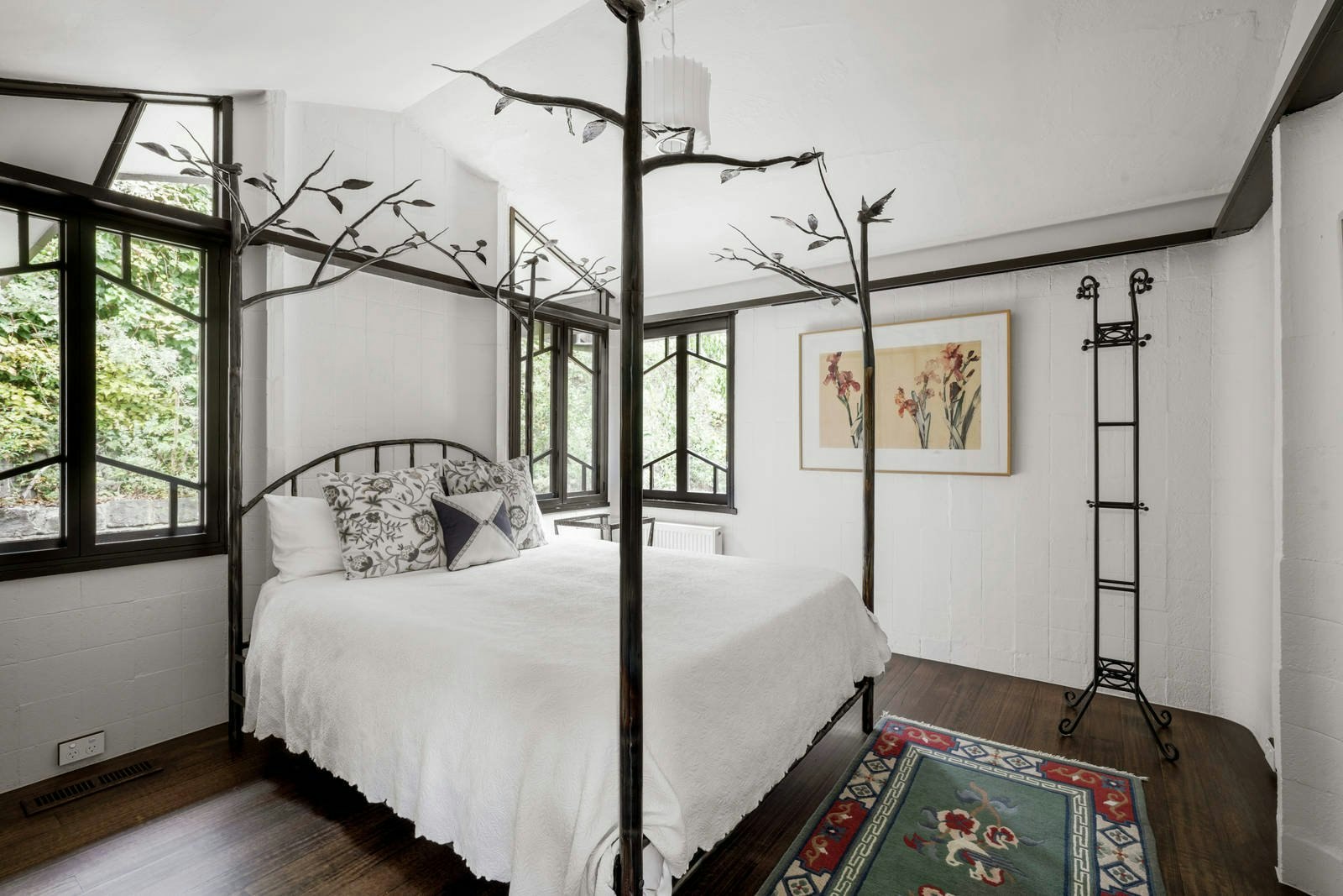 16a Glyndebourne Avenue, Toorak, VIC