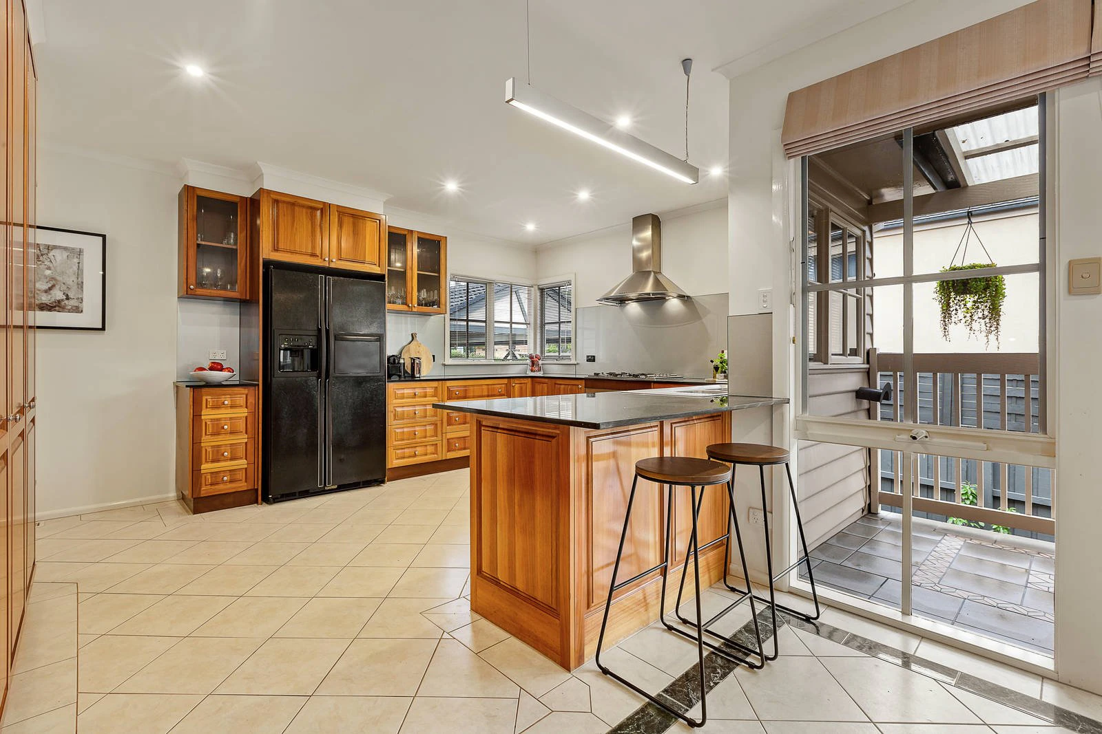36 Vivianne Avenue, Mont Albert North, VIC